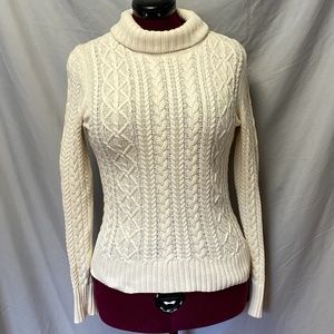Tommy Hilfiger cable knit sweater